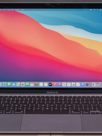 MacBook Air (M1, 2020)